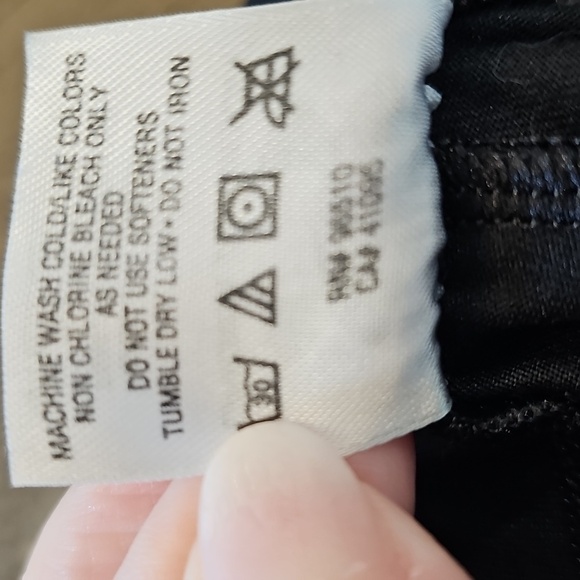 Under Armour Black Sweatpants with Pink Logo - Picture 3 of 4